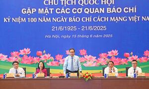 Chủ tịch Quốc hội Trần Thanh Mẫn gặp mặt các cơ quan báo chí