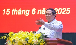 Thủ tướng: Chuyển trạng thái sang kiến tạo, phục vụ, gần dân, sát dân, bám dân