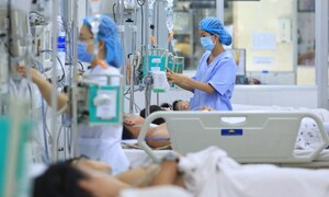 Sốt xuất huyết ngày càng khó lường, cảnh báo tâm lý chủ quan