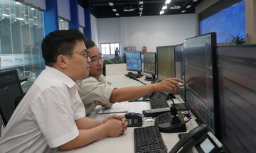 Chùm ảnh: Thứ trưởng Trương Thanh Hoài khảo sát Thép Hòa Phát Dung Quất