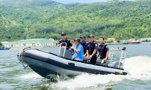 Hải quan tăng cường chống buôn lậu và hàng giả tại miền Trung