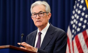 FED giữ nguyên lãi suất lần thứ tư liên tiếp, nhưng để ngỏ khả năng cắt giảm