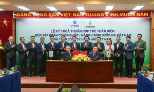 Petrovietnam ký kết hợp tác toàn diện với VIMC