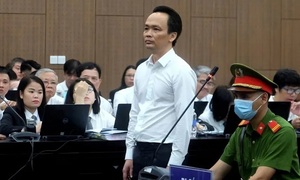 Tuyên phạt cựu Chủ tịch FLC Trịnh Văn Quyết 7 năm tù, em gái đều được giảm án