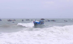 Thời tiết biển hôm nay 29/6/2025: Biển Đông cảnh báo có lốc xoáy