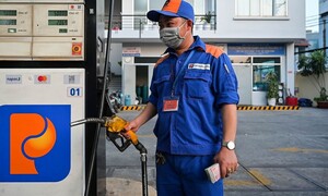 Giá xăng dầu hôm nay 30/06/2025: Cơn khát dầu toàn cầu dịu lại