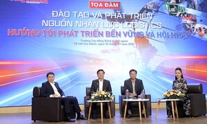 Nhân lực ngành logistics: Lỗ hổng chất lượng và bài toán “nút thắt cổ chai”