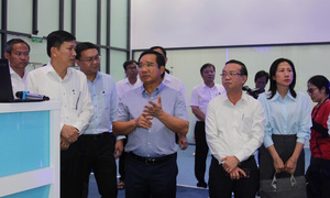 Chủ tịch TP. Hồ Chí Minh khảo sát trung tâm hành chính công phường Phú An