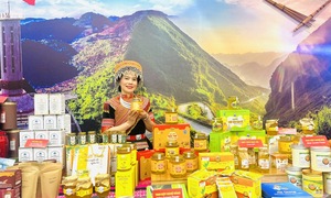 Sức sống mới trên cao nguyên đá - Bài cuối: Gắn du lịch với xúc tiến tiêu thụ sản phẩm địa phương