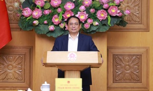 Thủ tướng: Khẩn trương tiếp thu ý kiến, hoàn thiện Báo cáo Kinh tế-xã hội Đại hội XIV