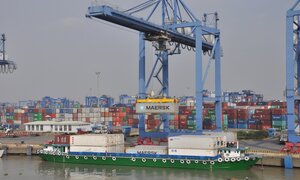 Cục trưởng Cục Xuất nhập khẩu: Xuất khẩu 6 tháng đầu năm 2025 'tăng tốc' từ nền tảng vững chắc
