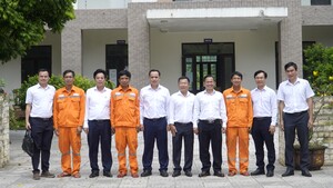Đảm bảo cung cấp điện phục vụ phát triển đặc khu Cồn Cỏ (Quảng Trị)