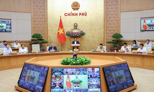 Thúc đẩy sản xuất công nghiệp, xúc tiến thương mại, đẩy mạnh xuất khẩu