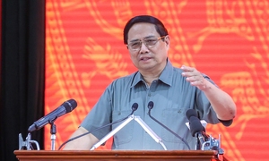 'Biến không thành có, biến khó thành dễ, biến không thể thành có thể'