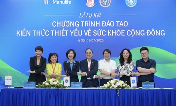 Manulife Việt Nam tiên phong nâng cao kiến thức y tế cho tư vấn viên bảo hiểm