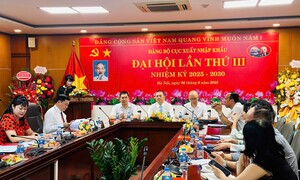 Những nghị quyết mở đại lộ phát triển xuất nhập khẩu