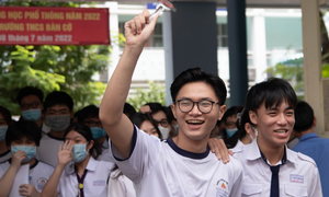 Điểm thi tốt nghiệp THPT 2025: 9 thủ khoa đạt điểm tuyệt đối