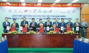 Petrovietnam ký kết hợp đồng tiêu thụ sản phẩm với VINATEX