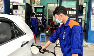 Giá xăng dầu hôm nay 19/07/2025: Duy trì đà tăng