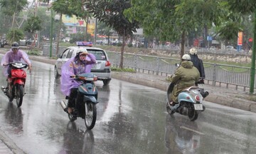 Thời tiết ngày 25/7: Hà Nội mưa to và dông