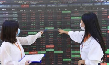 Dòng tiền vào mạnh, thị trường chứng khoán duy trì đà tăng ổn định