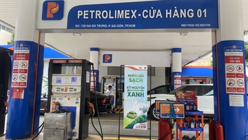 Chùm ảnh: Xăng E10 được người tiêu dùng TP. Hồ Chí Minh đón nhận tích cực