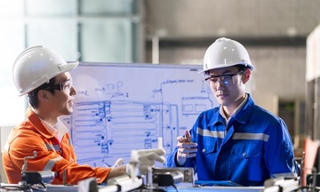 Khách hàng EVNHANOI hưởng lợi từ số hóa dịch vụ ngành điện