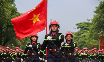 Tiếp lửa tinh thần cho chiến sĩ Công an nhân dân tham gia diễu binh A80