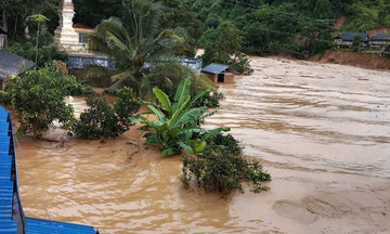 Điện Biên: Mưa lũ chia cắt nhiều bản, công tác cứu hộ gặp nhiều khó khăn