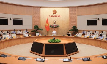 Bàn giải pháp tái cơ cấu tổ chức tín dụng, xử lý nợ xấu