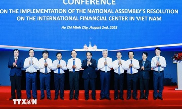 Thủ tướng chủ trì công bố nghị quyết về Trung tâm tài chính quốc tế
