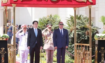 Lễ đón Chủ tịch nước Lương Cường thăm cấp Nhà nước Ai Cập