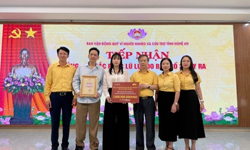 Duy Mạnh cùng “Anh em kết đoàn 3” ứng trước 1 tỷ đồng ủng hộ đồng bào vùng lũ