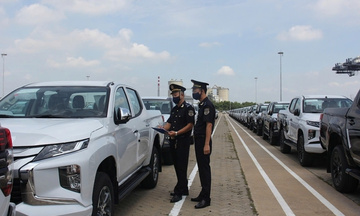 Lấy ý kiến dự thảo Quyết định nhập khẩu ô tô theo hình thức quà biếu, quà tặng