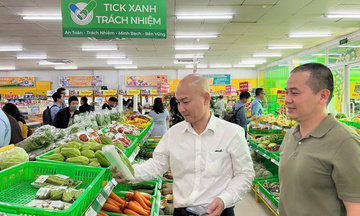 Nhiều doanh nghiệp đồng hành cùng chương trình 'Tick xanh trách nhiệm'