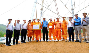 Công đoàn Điện lực Việt Nam tiếp sức công trường 500kV Lào Cai – Vĩnh Yên