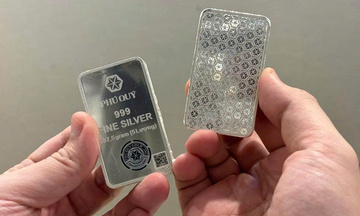 Giá bạc hôm nay 7/8/2025: Bạc nối đà tăng cao