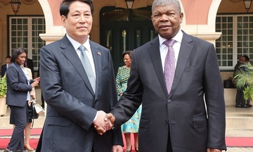 Lễ đón Chủ tịch nước Lương Cường thăm cấp Nhà nước Angola