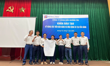 Xăng dầu Quảng Trị đào tạo kỹ năng bán hàng và ứng dụng 5S