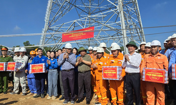 Thủ tướng yêu cầu đẩy nhanh tiến độ đường dây 500kV Lào Cai - Vĩnh Yên