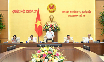 Khai mạc phiên họp thứ 48 của Ủy ban Thường vụ Quốc hội