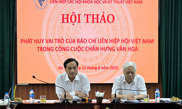 Báo chí: Lực đẩy quan trọng trong chấn hưng văn hóa