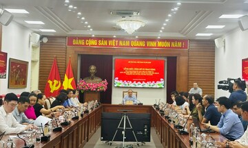 Ra mắt cẩm nang hướng dẫn thực hiện phân cấp, phân quyền trong lĩnh vực văn hóa
