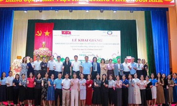 Nguyễn Hoàng đồng hành cùng phong trào 'Bình dân học vụ dữ liệu'