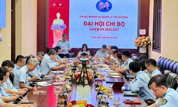 Chi bộ Nghiệp vụ Quản lý thị trường: Kiên định bảo vệ nền tảng Đảng