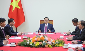 Thủ tướng Phạm Minh Chính điện đàm với Thủ tướng Campuchia Hun Manet