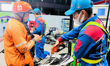 Giá xăng dầu hôm nay 17/08/2025: Giá dầu chưa thể phục hồi