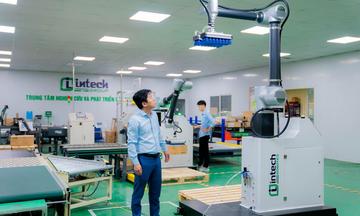Doanh nhân Hoàng Hữu Thắng và khát vọng phổ cập robot cho doanh nghiệp việt.