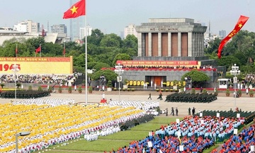 Báo nước ngoài: Lễ kỷ niệm kim cương - 80 năm Quốc khánh