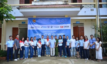 Bàn giao 2 căn nhà hỗ trợ người dân tại xã Sơn Lộ, tỉnh Cao Bằng